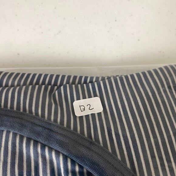Lululemon Long Sleeve Shirt Crewneck Mens Blue Striped - Picture 3 of 3